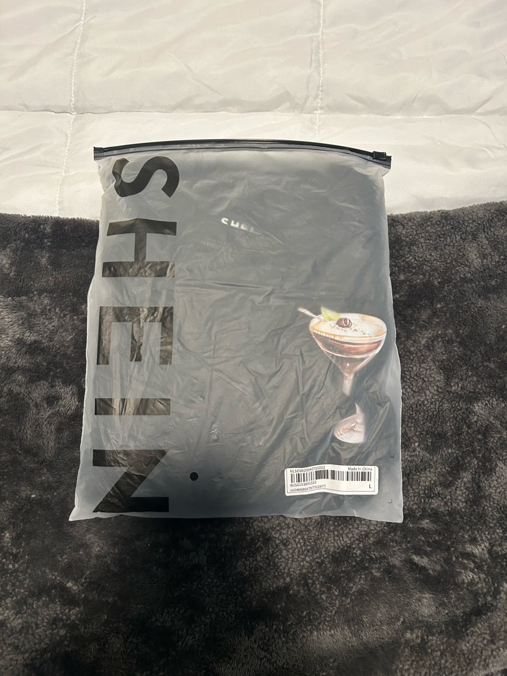 SHEIN Black Short Sleeve Tee